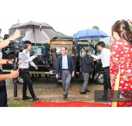 Bảo vệ yếu nhân - Bảo vệ thương gia Nhật bản